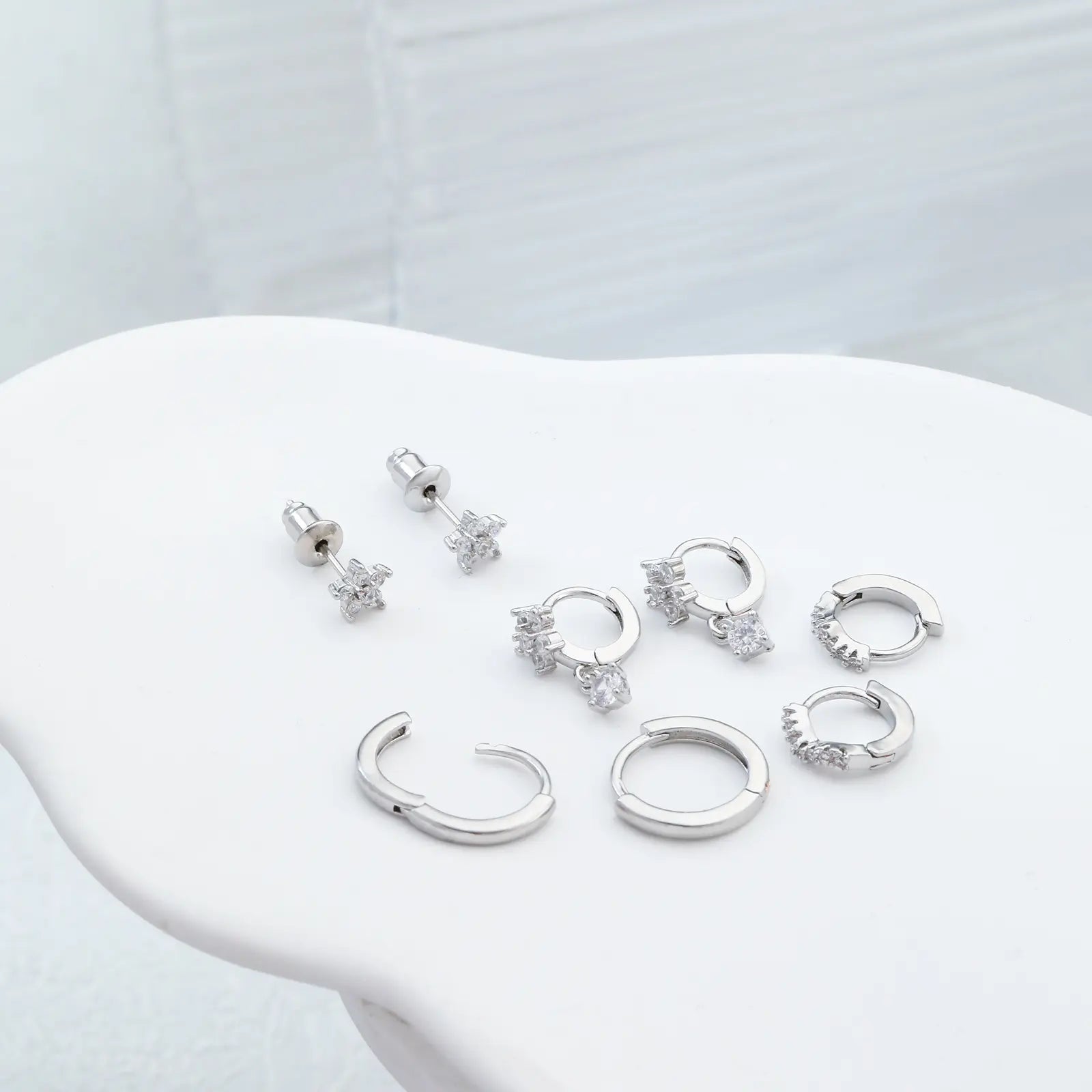 Gosfry Flower Dangle Huggie Earrings Set