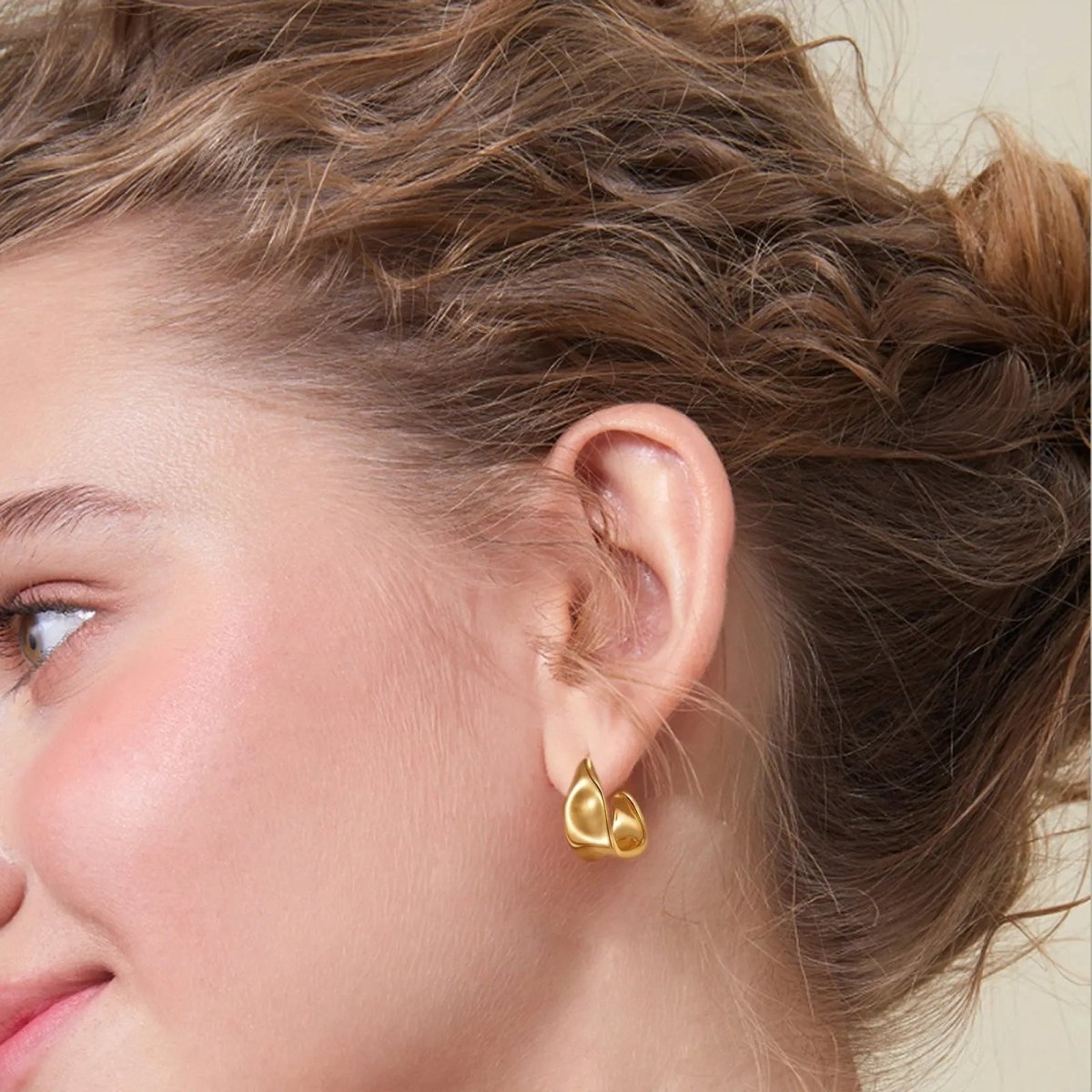 Gosfry Chunky Silver Geometric Stud Earrings - GOSFRY