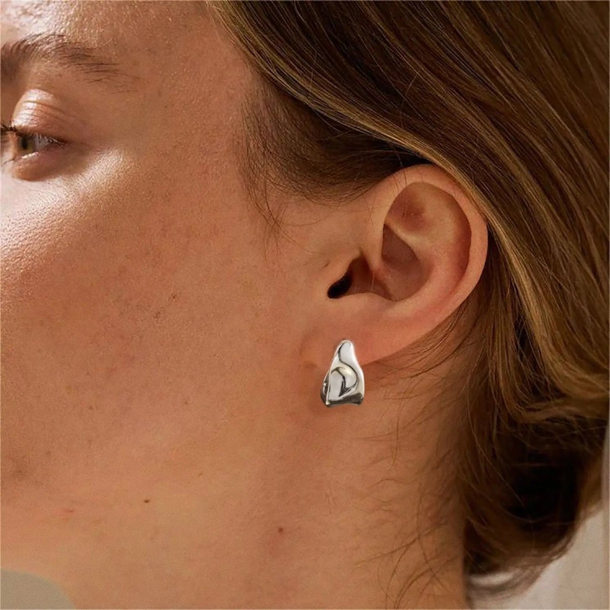 Gosfry Chunky Silver Geometric Stud Earrings - GOSFRY