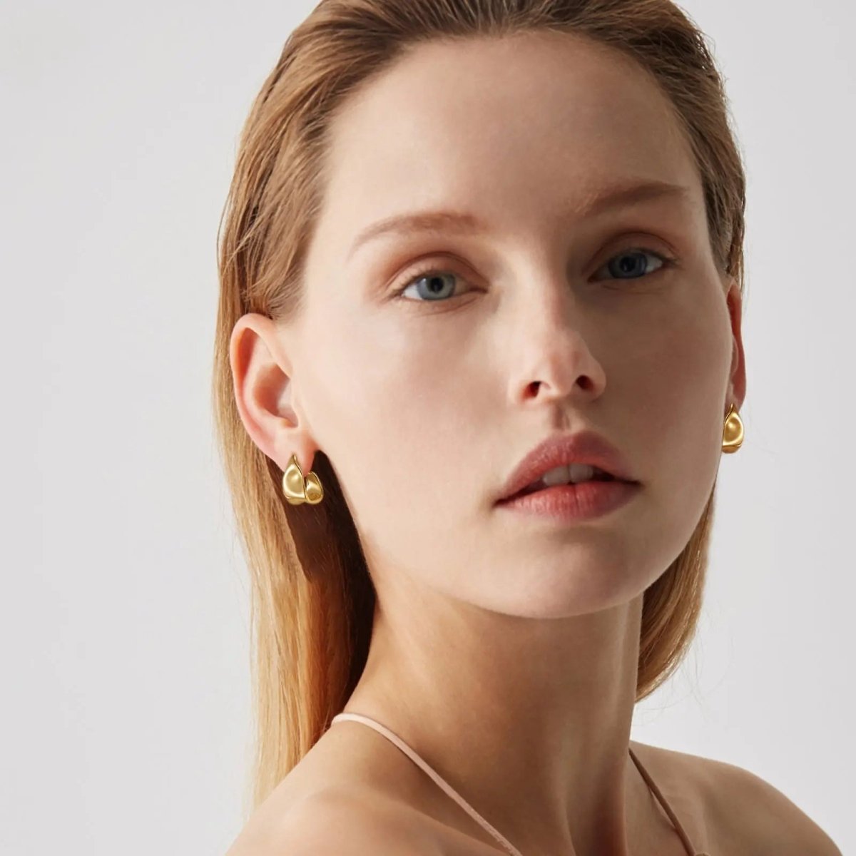 Gosfry Chunky Silver Geometric Stud Earrings - GOSFRY