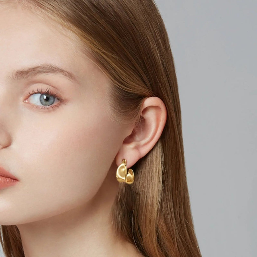 Gosfry Chunky Silver Geometric Stud Earrings - GOSFRY