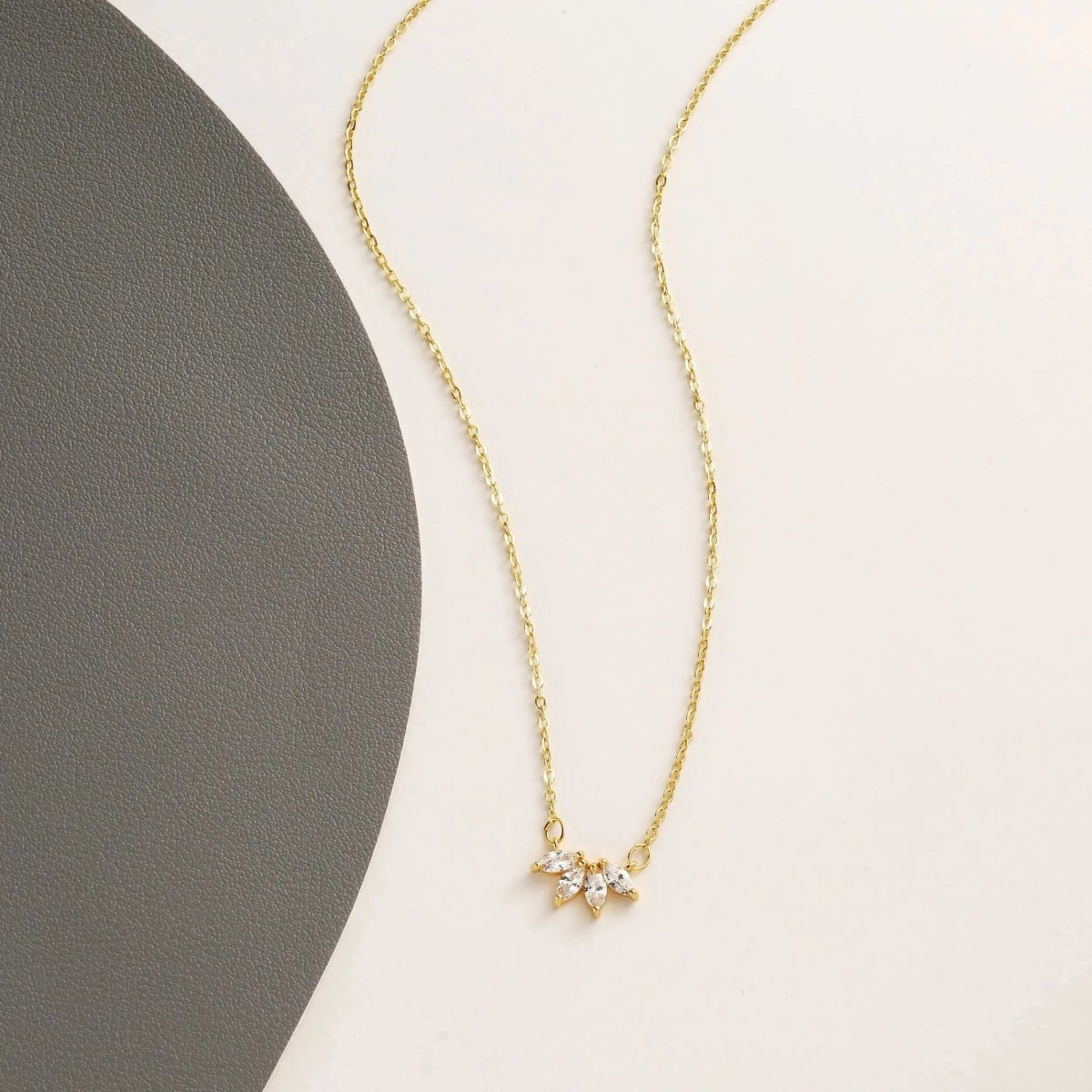 Gosfry Diamond Leaf Flower Necklaces - GOSFRY