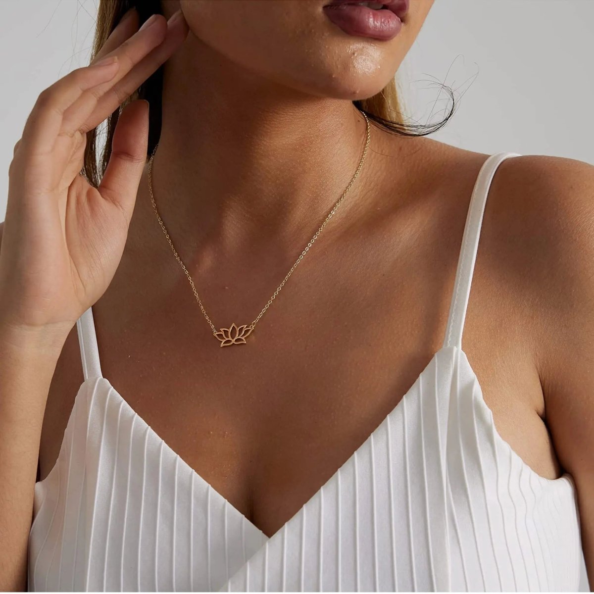Gosfry Simple Gold Lotus Necklaces - GOSFRY